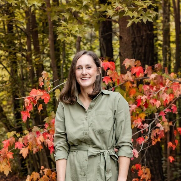 Meet your Posher, Megan - Picture 1 of 1